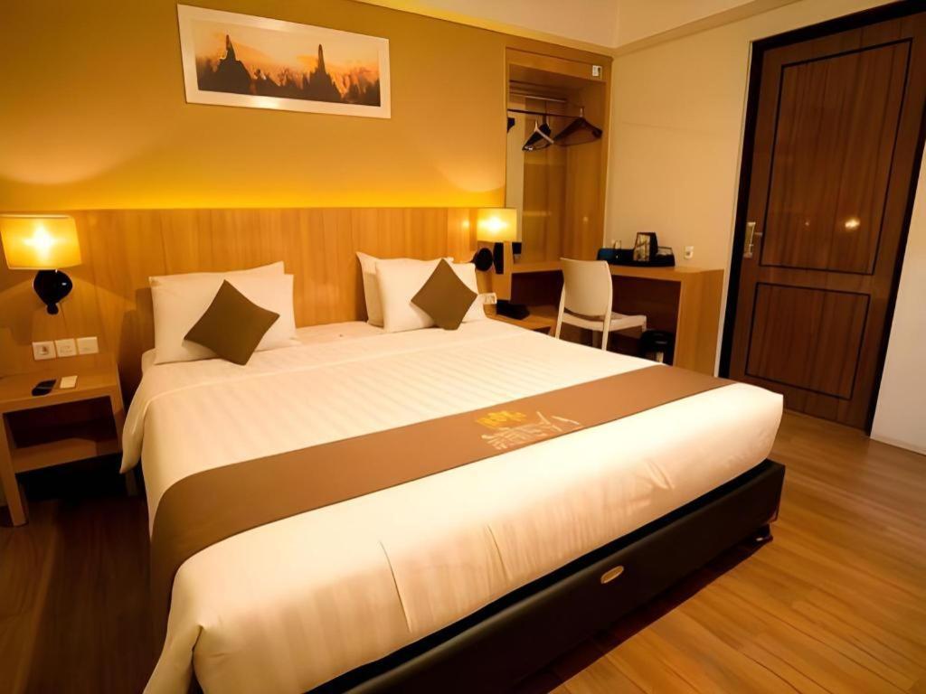 Hotel Ahava Magelang Exterior foto